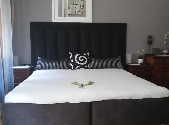 West10 Star Center Apartman *