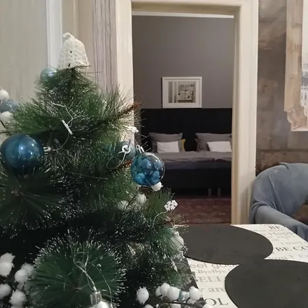 West10 Star Center *