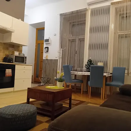 Apartament West10 Star Center