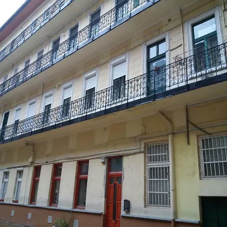 West10 Star Center Budapest