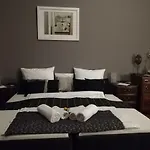 아파트 West10 Star Center